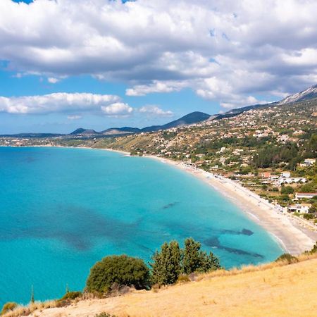 Villa Europe Ena Lakíthra Dış mekan fotoğraf